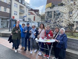 Aktion Frühlingswachen am Neumarkt